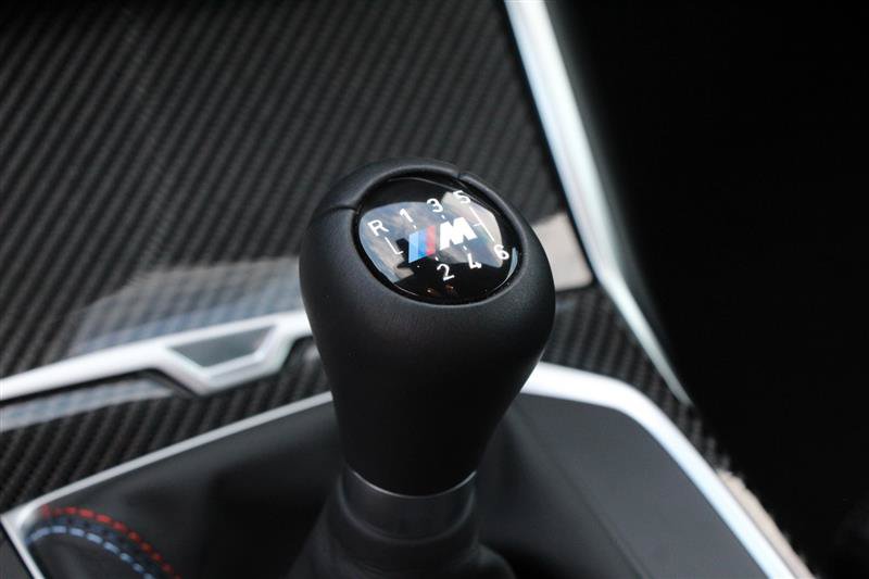 Used 2026 BMW M2 w/ Lighting Package RWD image 25