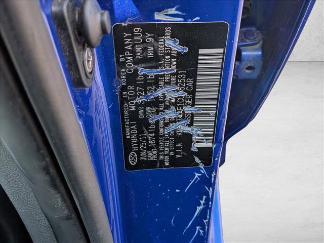 Used 2012 Hyundai Accent GLS w/ Comfort Pkg 2 FWD image 21
