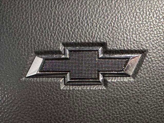 Used 2023 Chevrolet Traverse RS AWD/4WD image 25