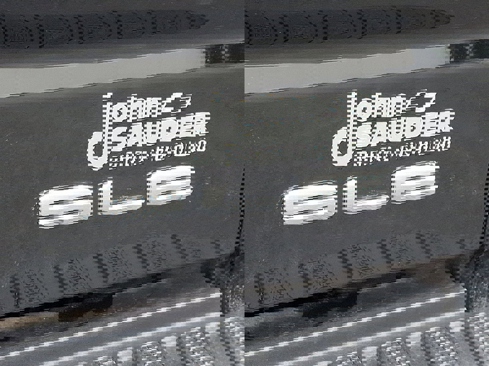 Used 2024 GMC Sierra 1500 SLE image 32