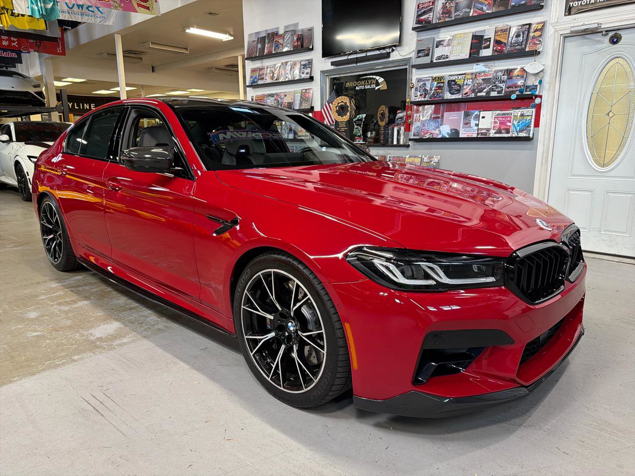 Used 2023 BMW M5 w/ Competition Package AWD/4WD image 4