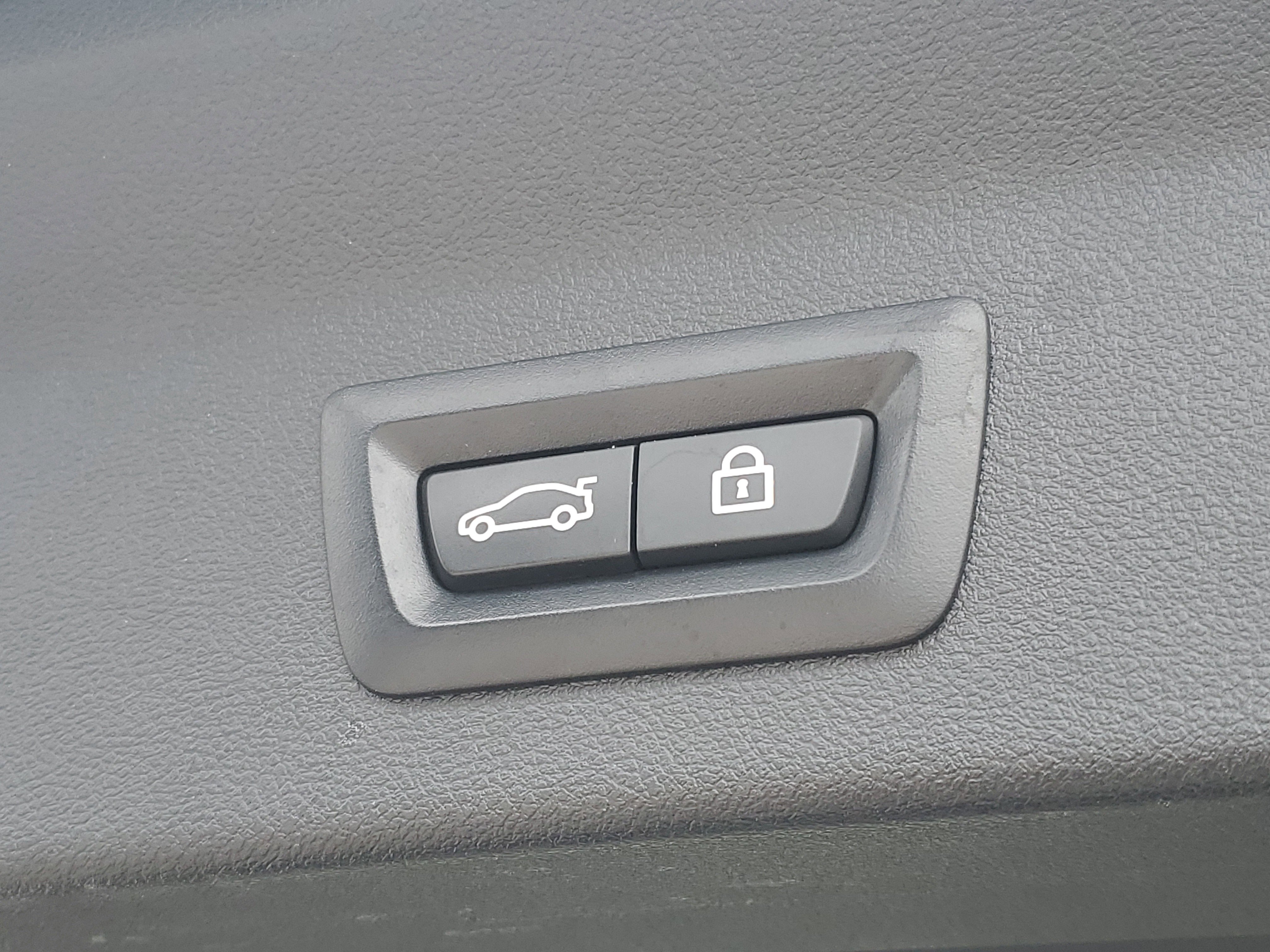 Used 2021 BMW X3 xDrive30i w/ Convenience Package image 29