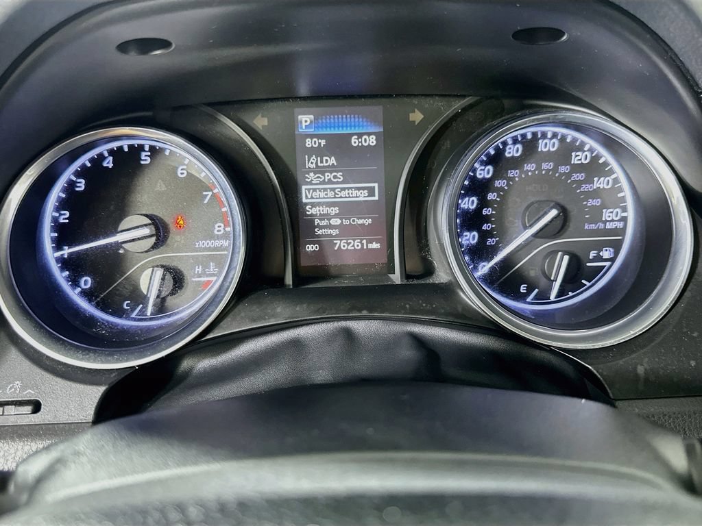 Used 2020 Toyota Camry LE FWD image 24