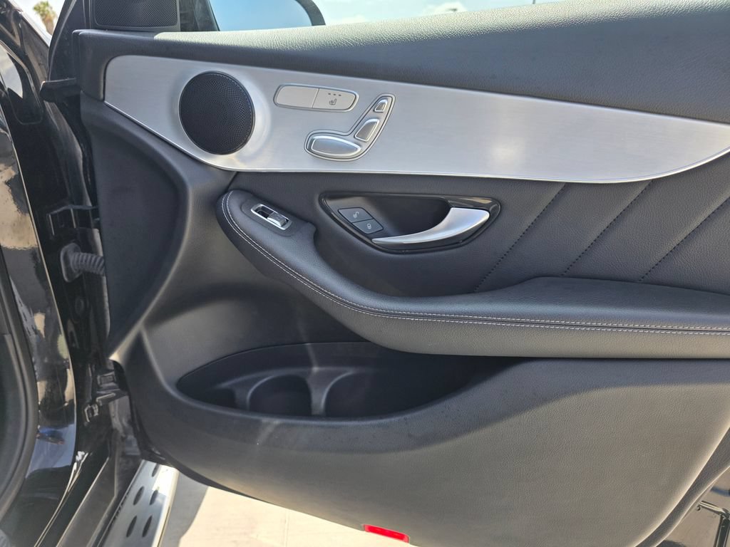 Certified 2022 Mercedes-Benz GLC 300 image 16