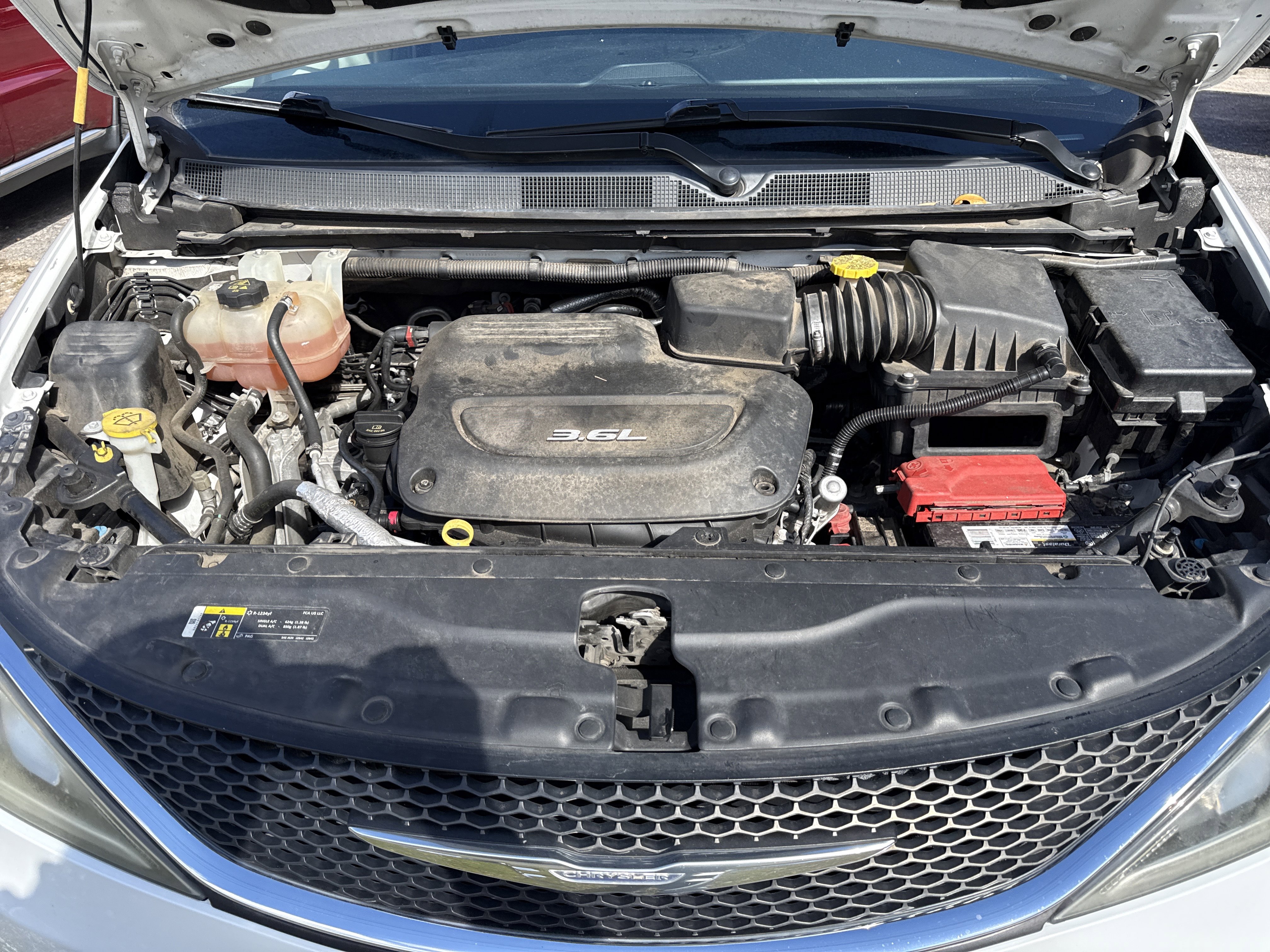 Used 2018 Chrysler Pacifica Touring Plus w/ Tire & Wheel Group image 29