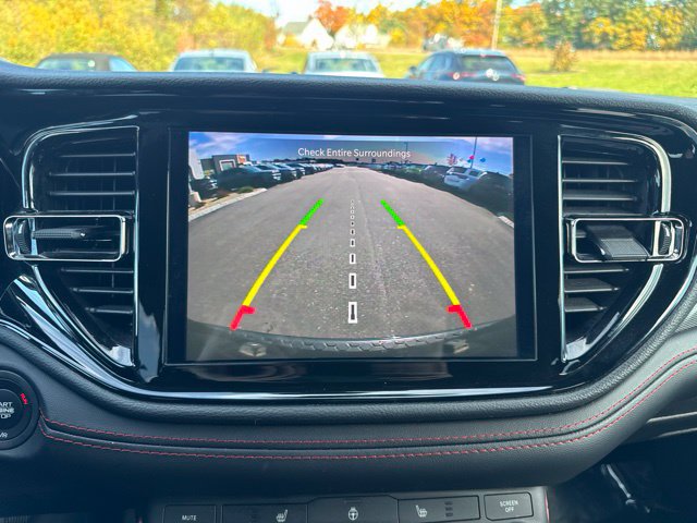 Used 2025 Dodge Durango GT AWD/4WD image 30