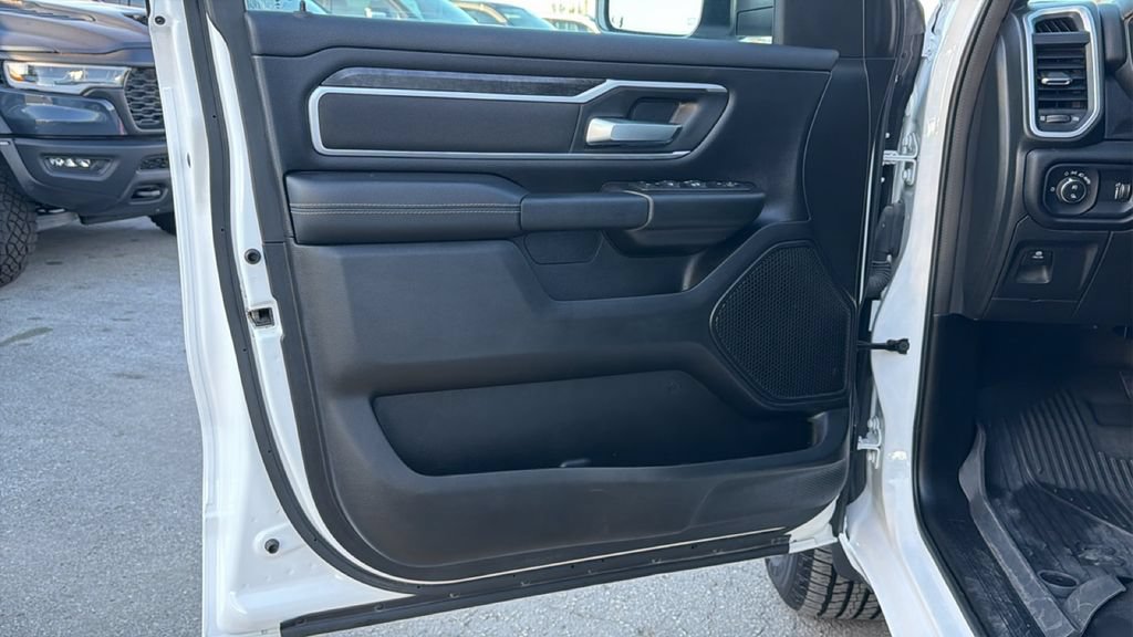 Used 2023 RAM 1500 Big Horn AWD/4WD image 11