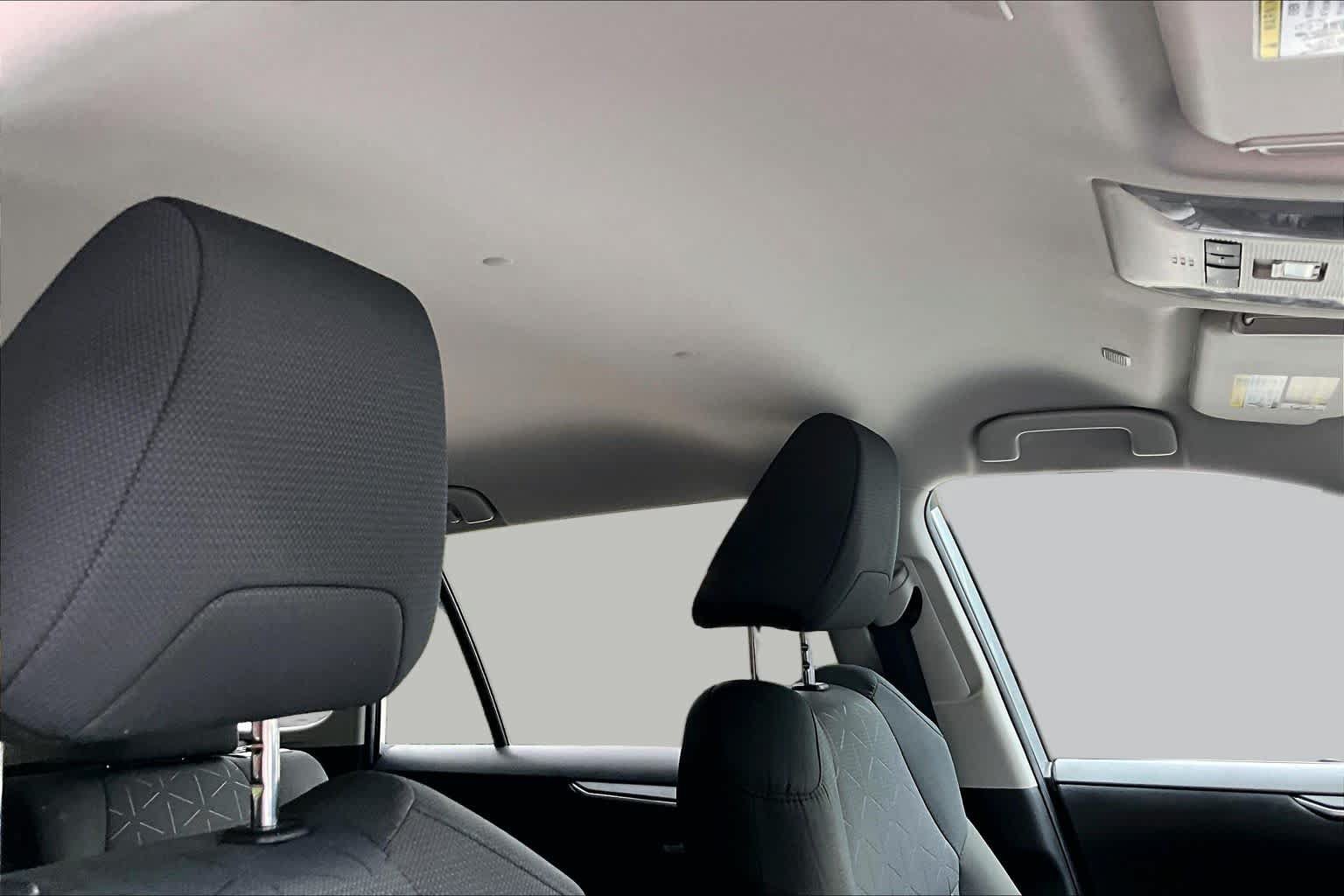 Used 2023 Toyota RAV4 XLE FWD image 20