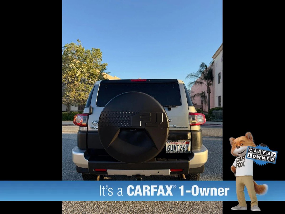 Used 2012 Toyota FJ Cruiser 4WD w/ Convenience Pkg image 5