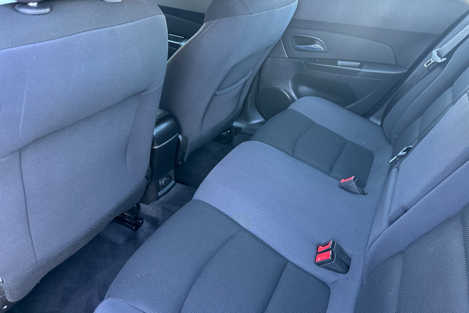 Used 2015 Chevrolet Cruze LT FWD image 11