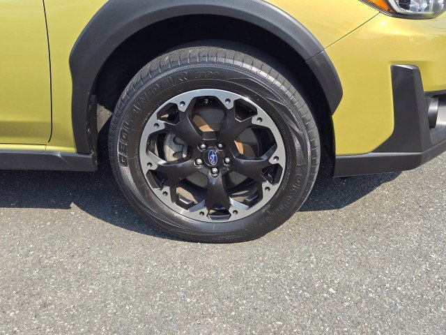 Used 2022 Subaru Crosstrek 2.0i Premium w/ Moonroof Package AWD/4WD image 2
