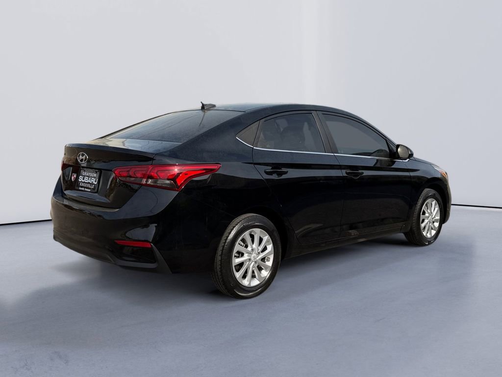 Used 2022 Hyundai Accent SEL w/ Cargo Package image 3