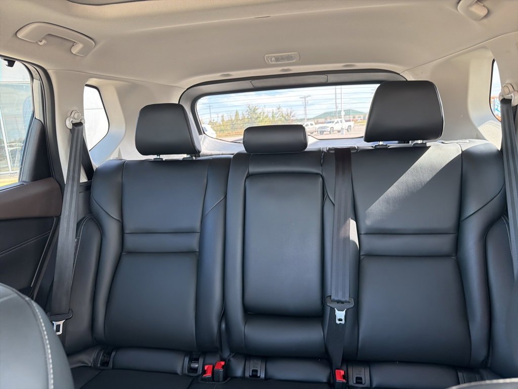 Used 2023 Nissan Rogue SL w/ SL Premium Package image 40