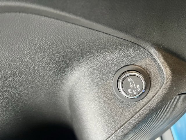 Used 2025 Chevrolet TrailBlazer LT w/ Convenience Package image 11