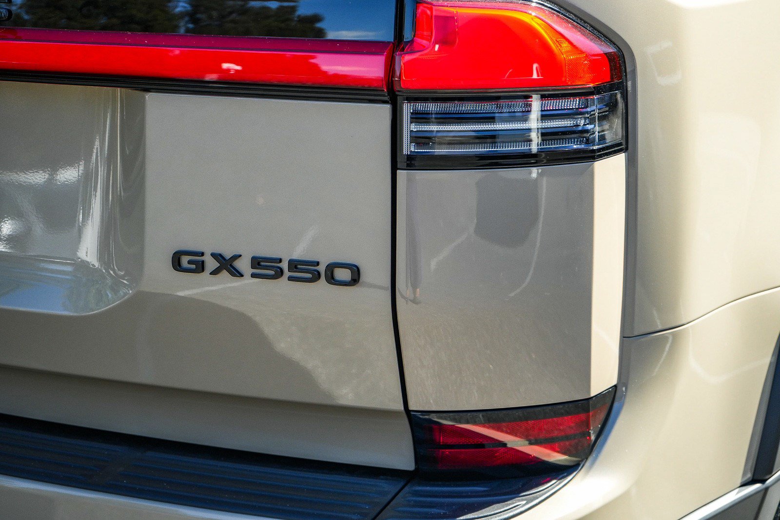 New 2026 Lexus GX 550 w/ Accessory Package (CT) AWD/4WD image 7