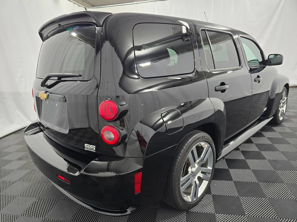 Used 2009 Chevrolet HHR SS w/ Performance Package FWD image 5