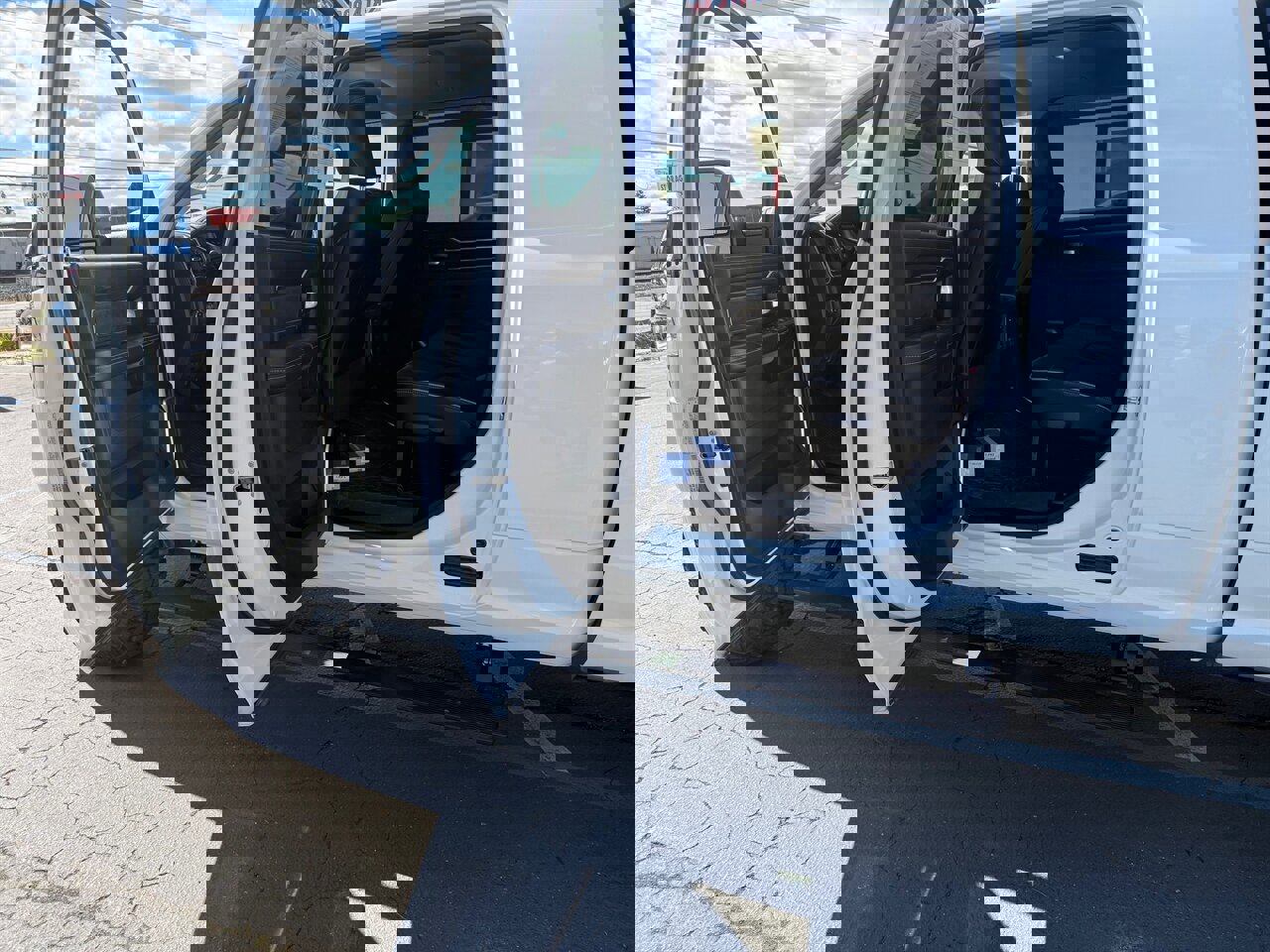 Used 2023 RAM 2500 Laramie image 12