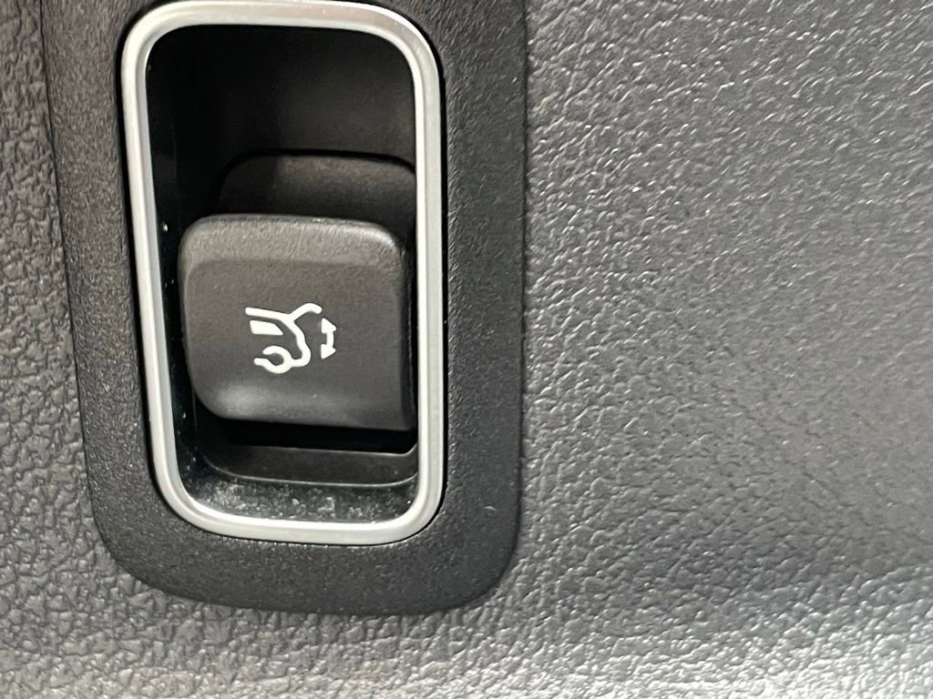 Used 2023 Mercedes-Benz GLA 250 4MATIC image 26