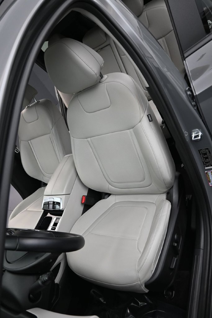 Certified 2024 Hyundai Tucson SEL w/ Convenience Package FWD image 15