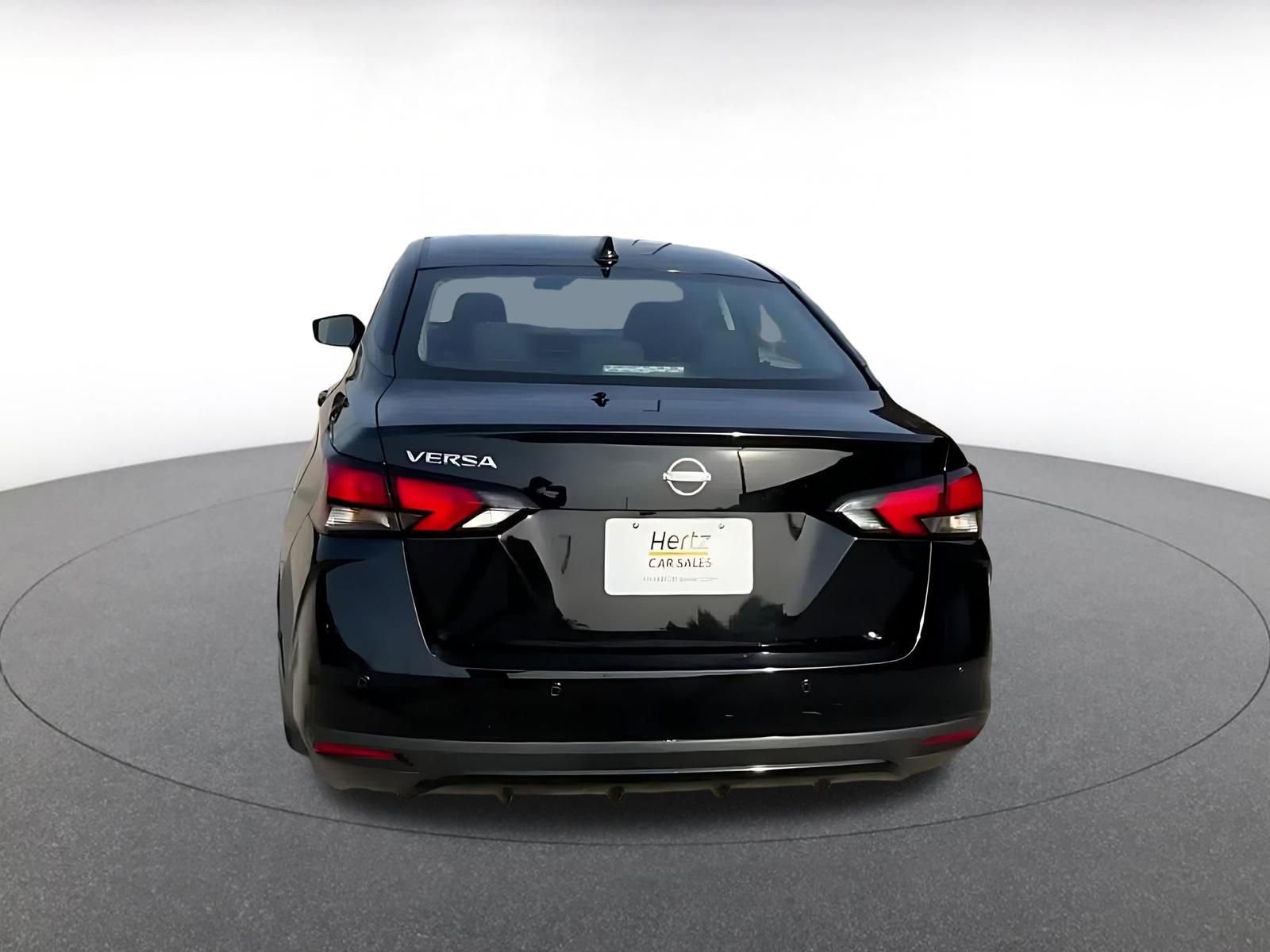 Used 2025 Nissan Versa SV w/ Trunk Package image 12