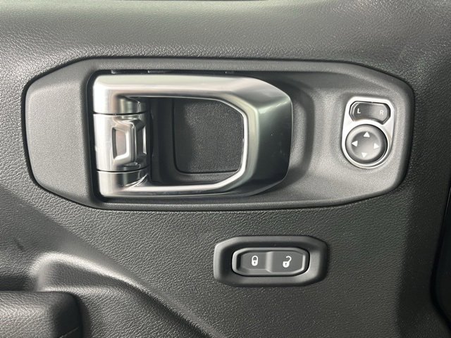 New 2025 Jeep Gladiator Willys image 20