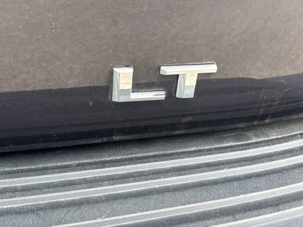 Used 2024 Chevrolet Tahoe LT AWD/4WD image 6