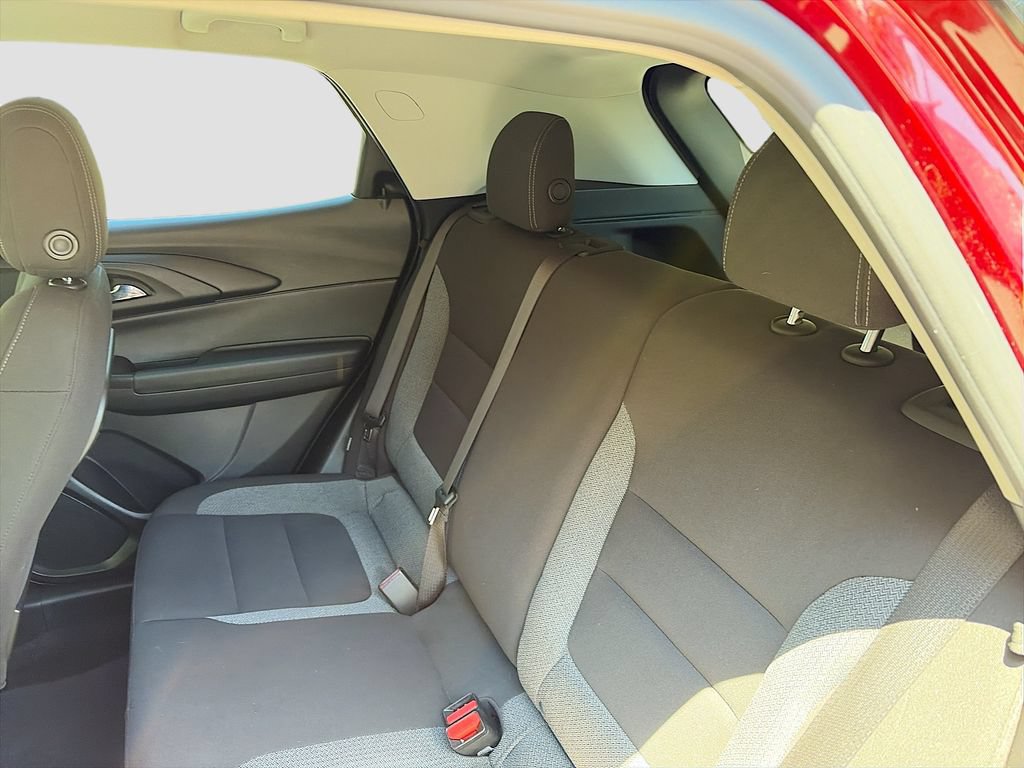 Used 2021 Chevrolet TrailBlazer LT w/ Convenience Package FWD image 25