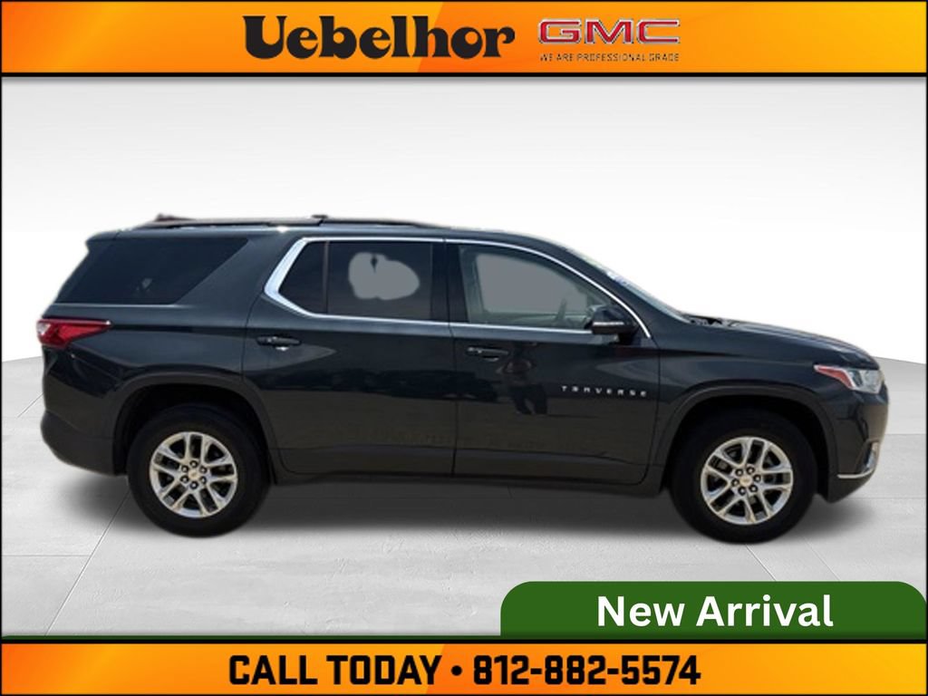 Used 2021 Chevrolet Traverse LT w/ LPO, Cargo Package AWD/4WD image 3
