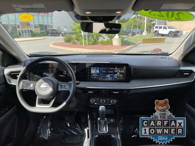 Used 2025 Nissan Kicks SV w/ Illumination Package AWD/4WD image 15