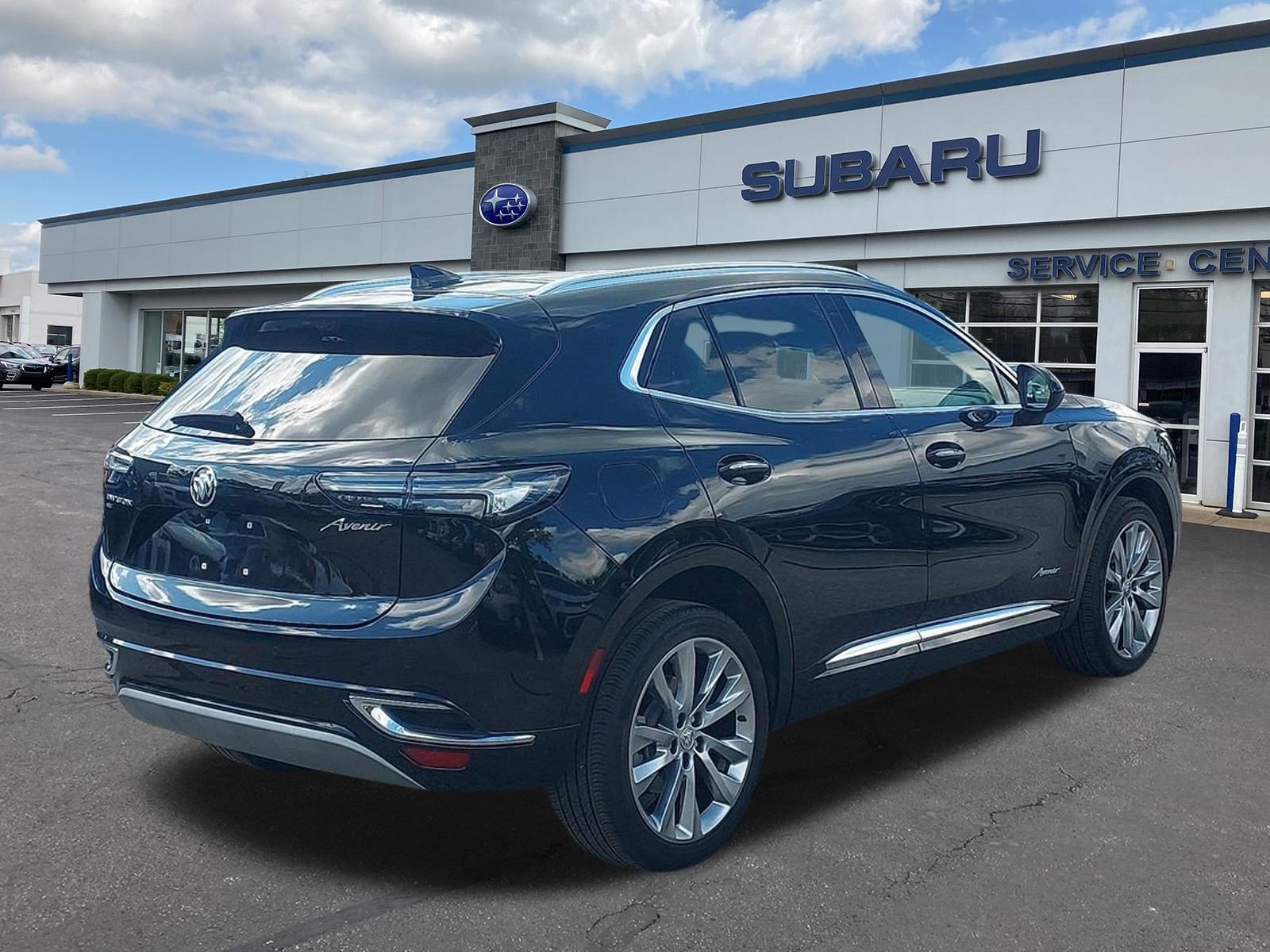 Used 2023 Buick Envision Avenir AWD/4WD image 7