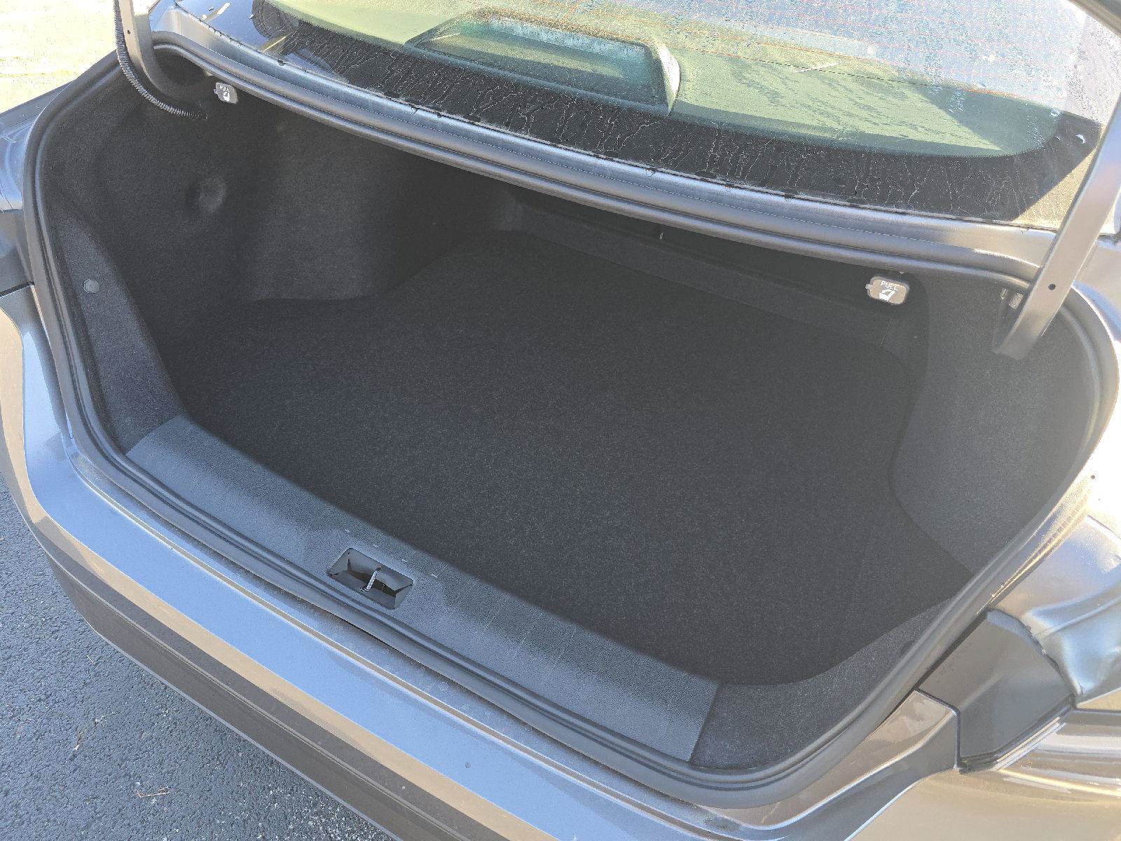 New 2027 Nissan Sentra SV w/ Floor Mat Package FWD image 14
