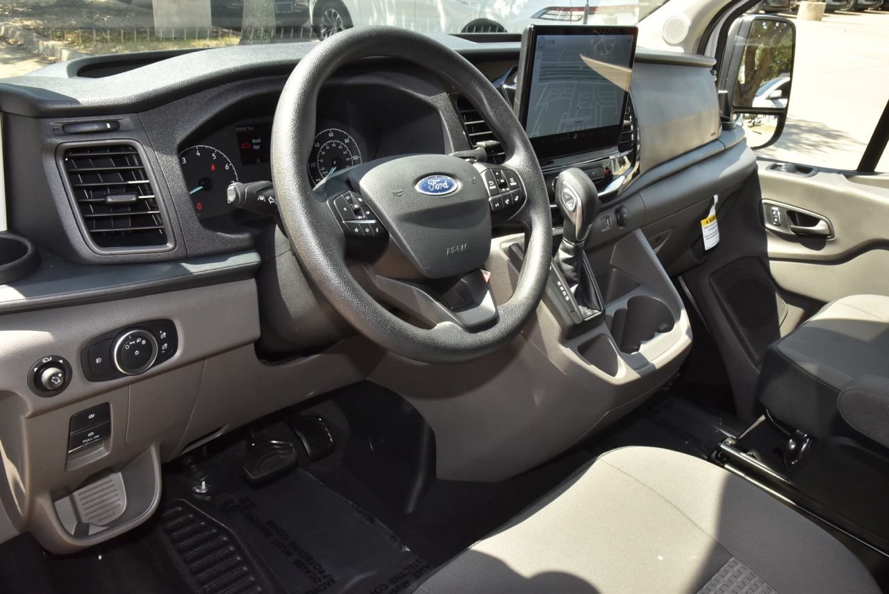 Certified 2025 Ford Transit 350 XLT RWD image 32