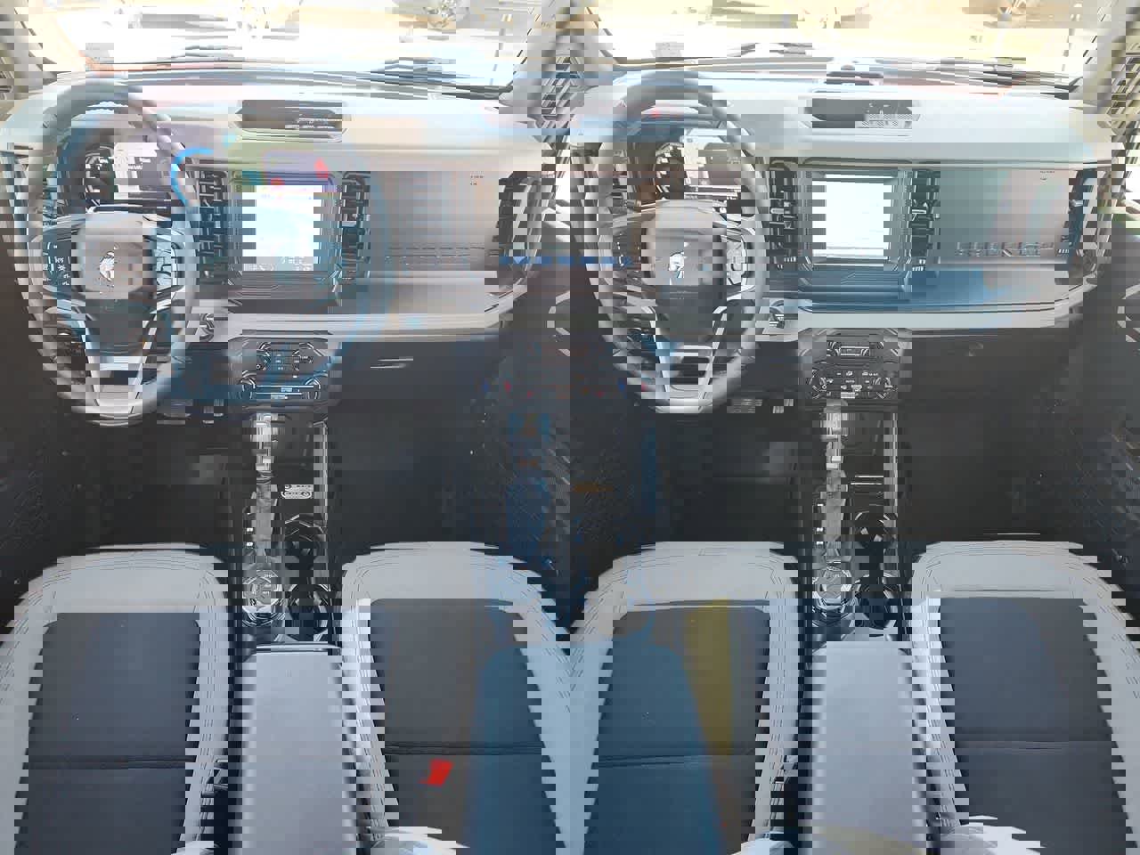 Used 2022 Ford Bronco Big Bend image 14