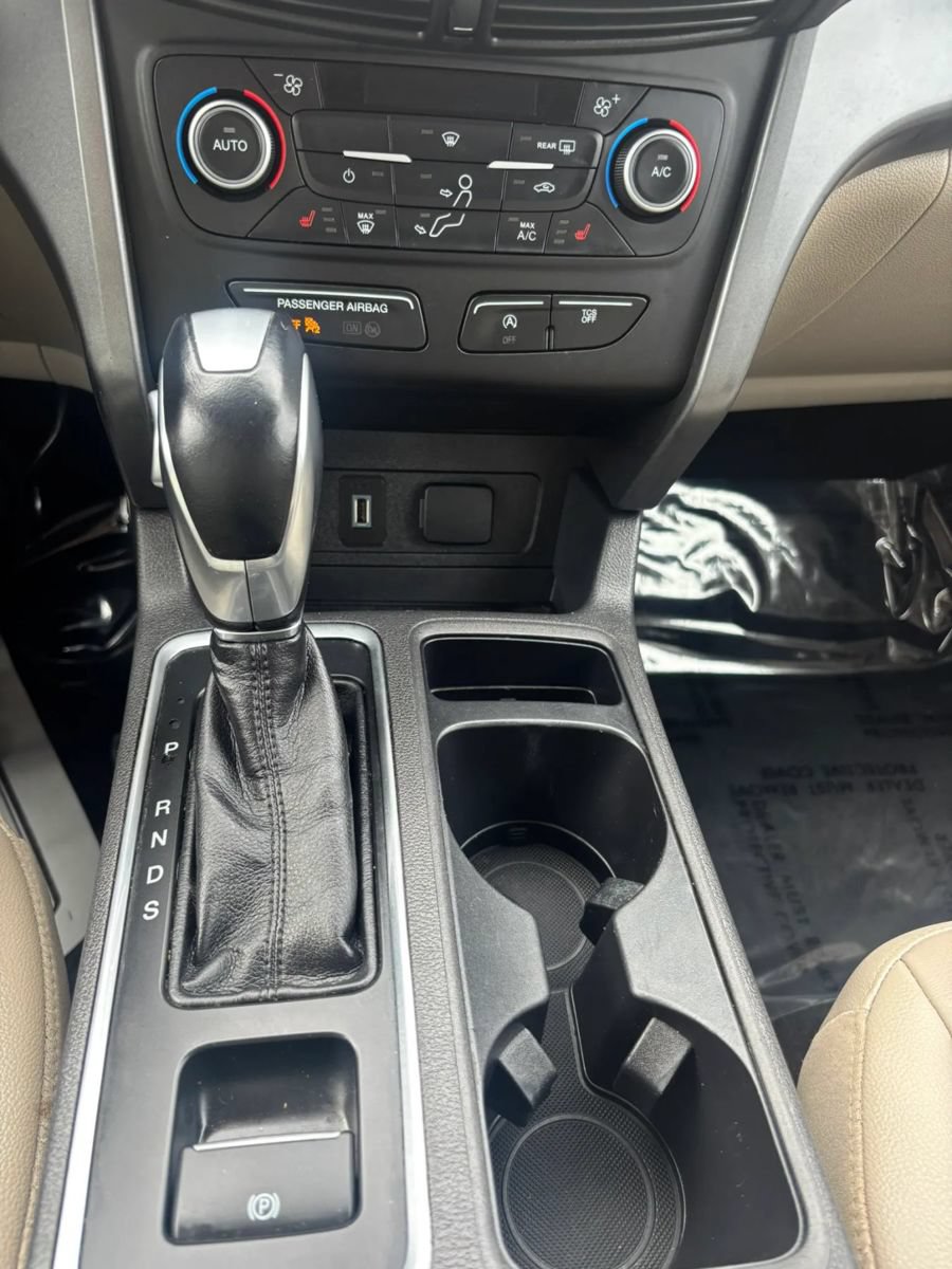 Used 2018 Ford Escape SEL FWD image 17