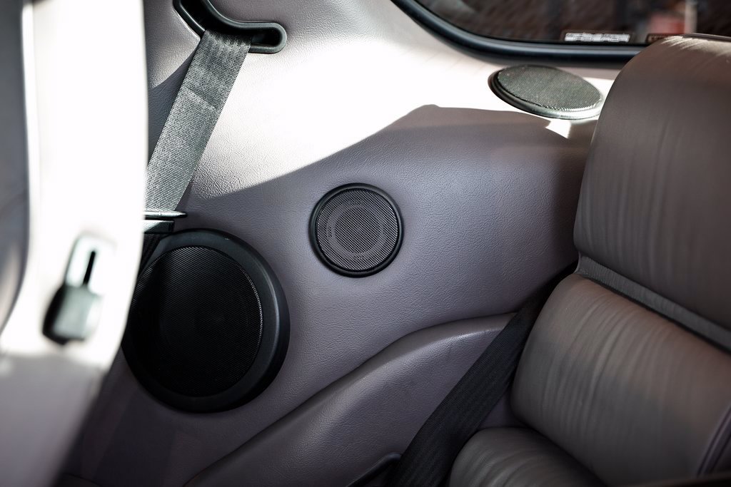 Used 1994 Porsche 928 GTS RWD image 32