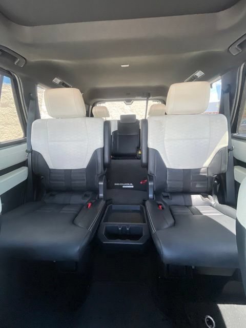Used 2024 Toyota Sequoia Capstone AWD/4WD image 17