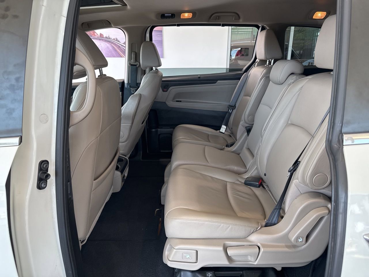 Used 2018 Honda Odyssey EX-L image 38