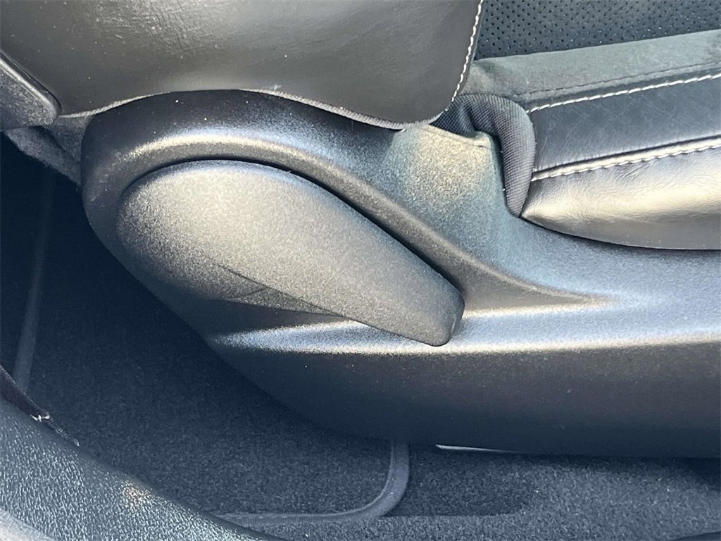 Used 2021 Dodge Challenger R/T w/ Plus Package image 13