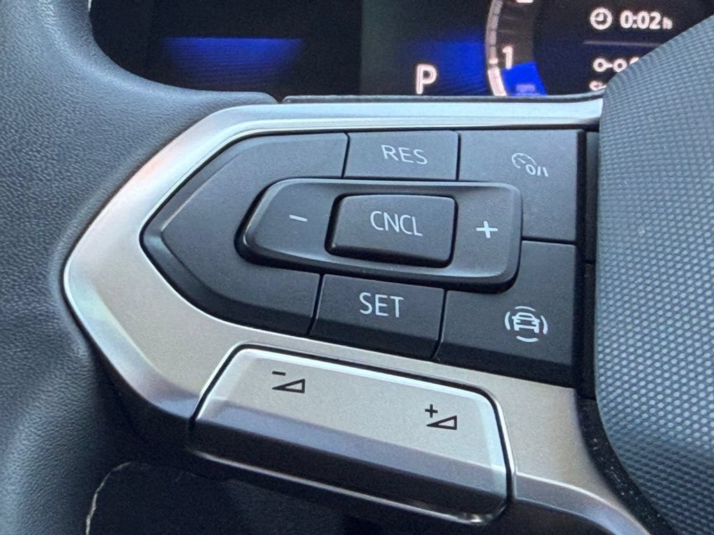 Used 2022 Volkswagen Taos SE FWD image 26