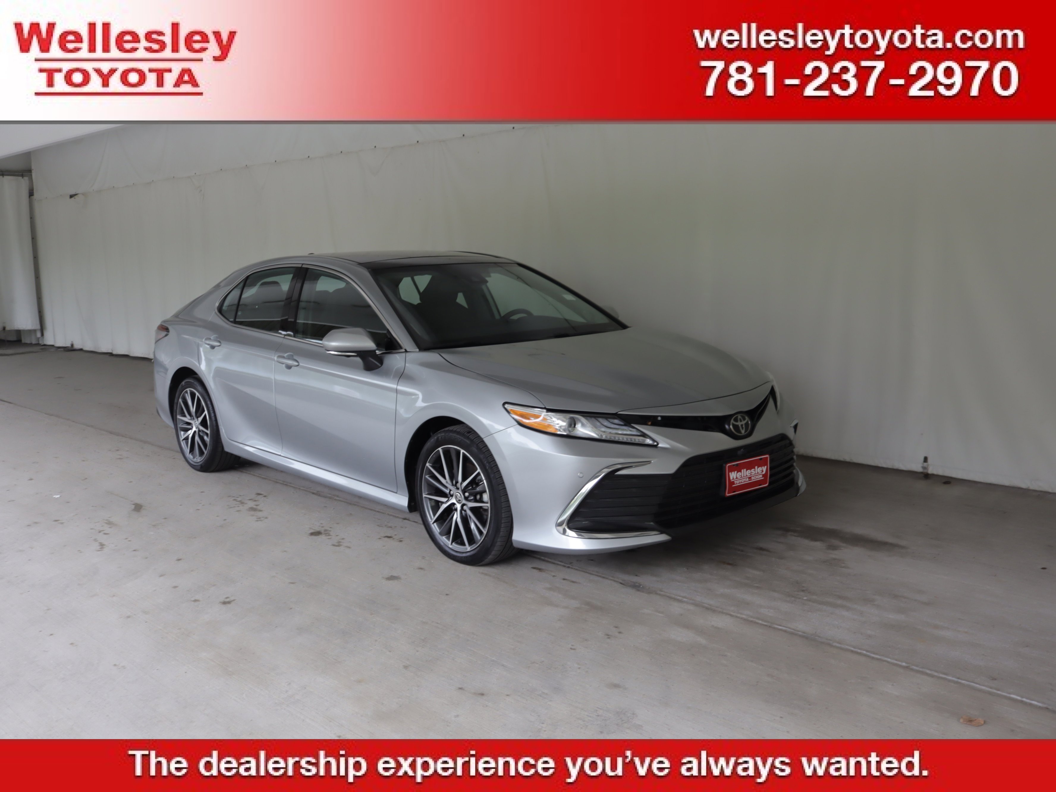 Used 2023 Toyota Camry XLE w/ Navigation Package AWD/4WD image 1