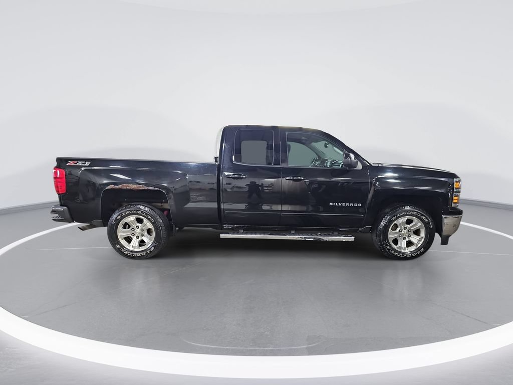 Used 2015 Chevrolet Silverado 1500 LT w/ All Star Edition AWD/4WD image 2