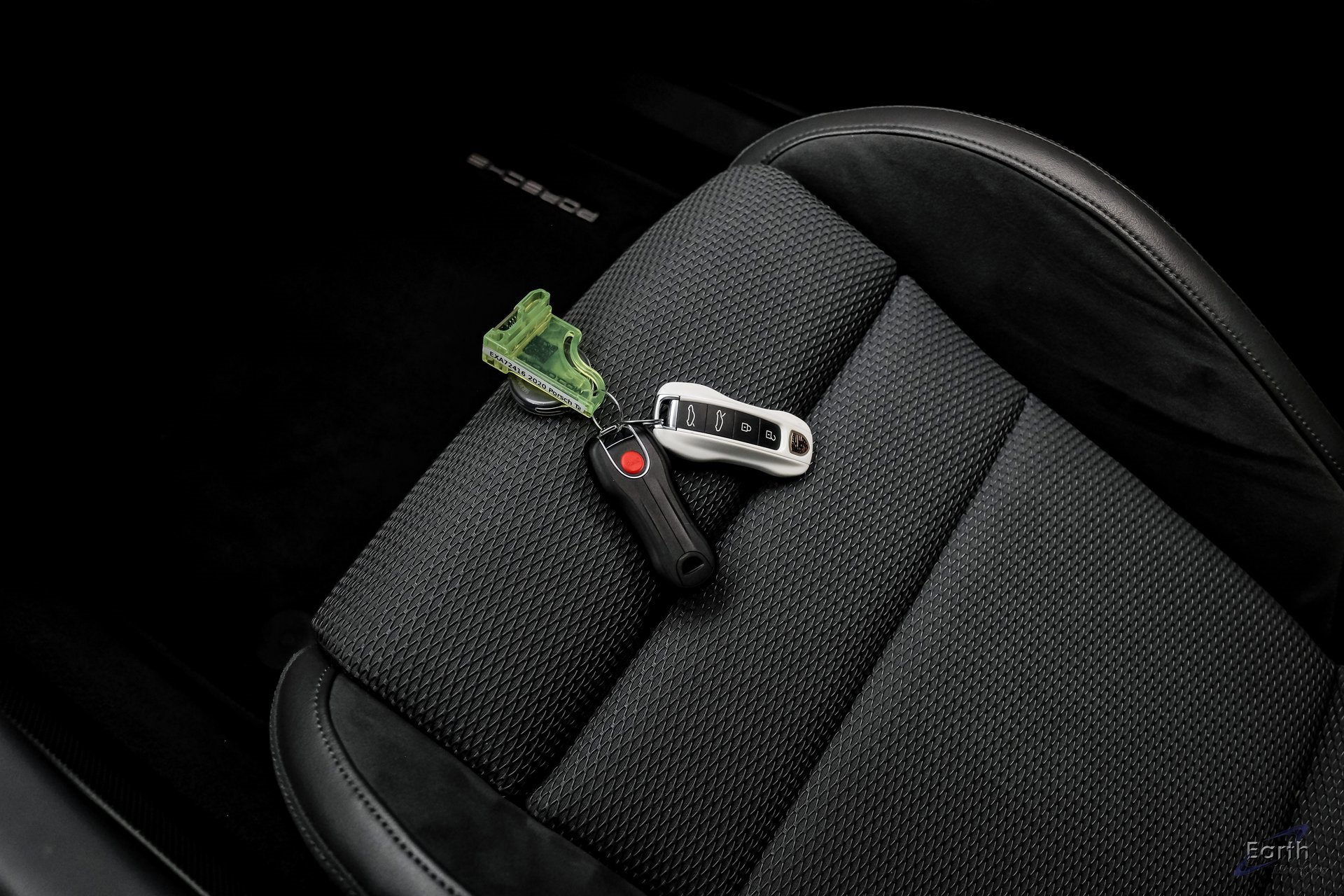 Used 2020 Porsche Taycan Turbo S image 93