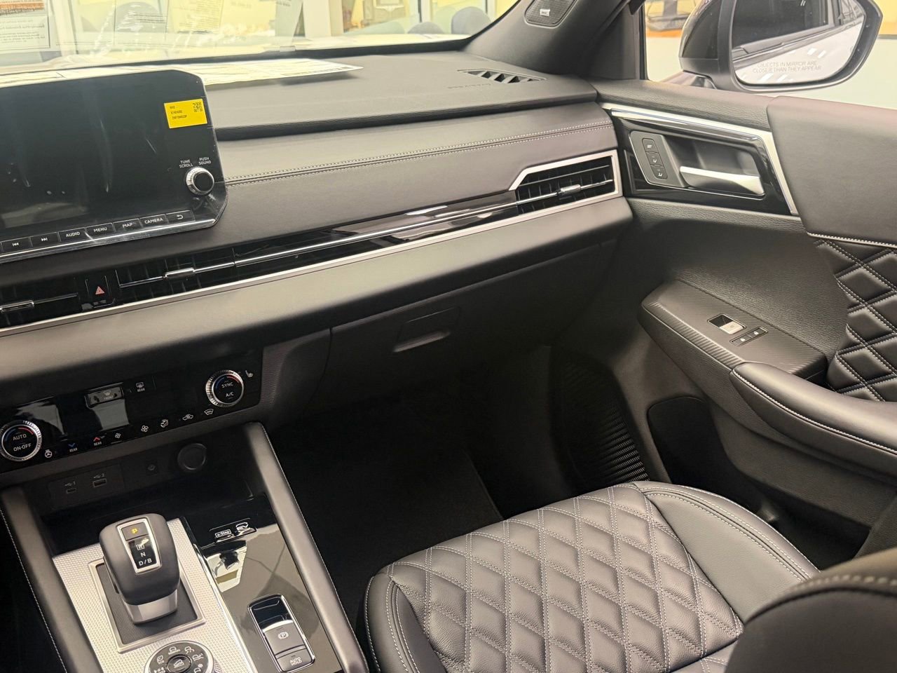 New 2026 Nissan Rogue Platinum image 11