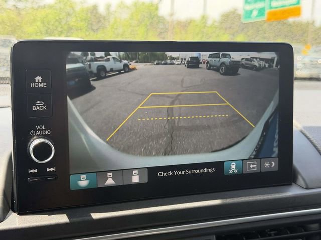 Used 2025 Honda Pilot Touring image 20