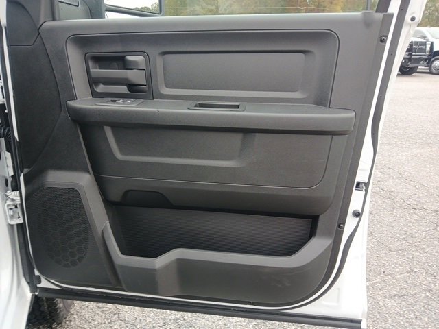 New 2026 RAM 3500 Tradesman w/ Chrome Appearance Group image 34