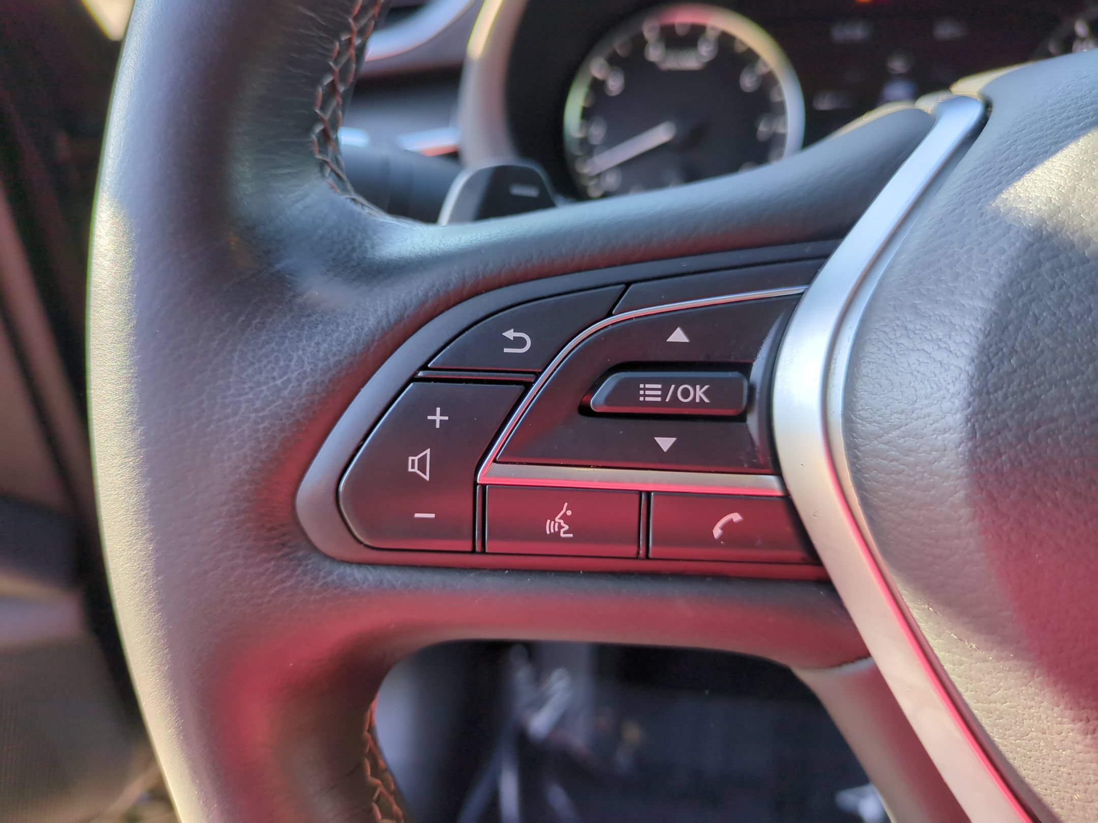 Used 2025 INFINITI QX55 Essential AWD/4WD image 19