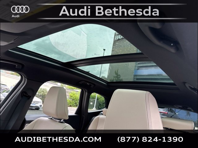 Used 2025 BMW X1 xDrive28i w/ Technology Package AWD/4WD image 30