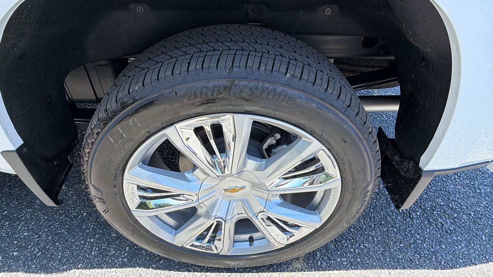 New 2026 Chevrolet Silverado 1500 High Country AWD/4WD image 9