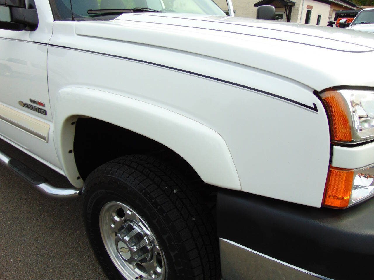 Used 2005 Chevrolet Silverado 2500 LS w/ Heavy-Duty Power Package RWD image 46