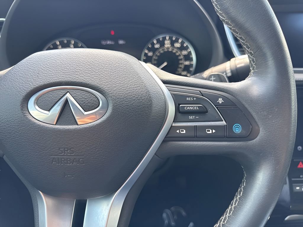 Used 2023 INFINITI QX55 Luxe w/ Cargo Package image 16